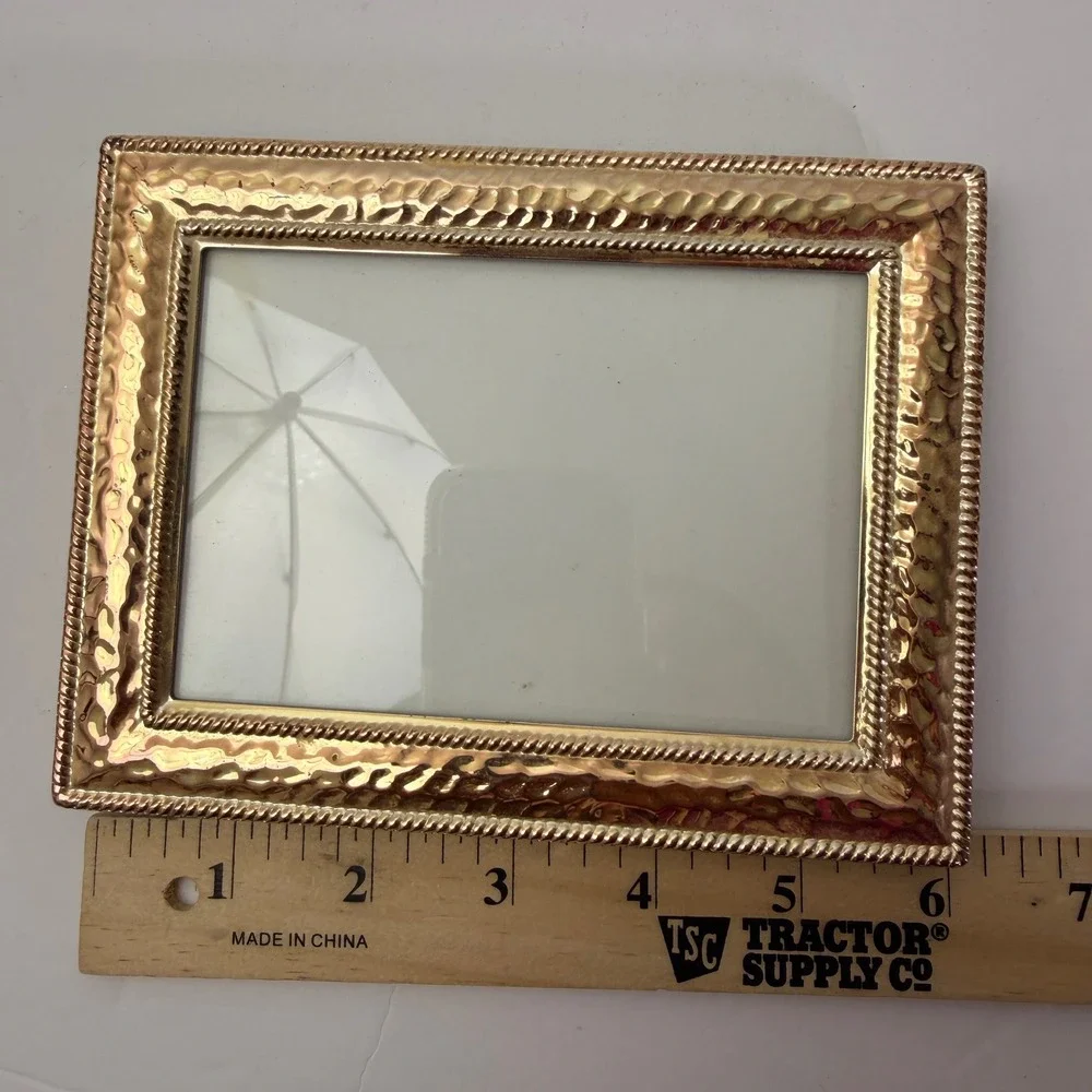 Lacquer Silver Plated Hammered Picture Frame 4x6 Tabletop Wall Hanging Frame